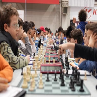 23 Nisan Satranç Turnuvası Kadıköy’de Gerçekleşti