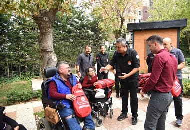 Engelli Bireylere Afet Bilinçlendirme Eğitimi