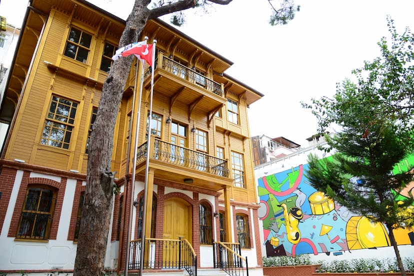 https://kadikoyapi.kadikoy.bel.tr/4c4bcc33708a452fa3f0e414690863d4.JPG