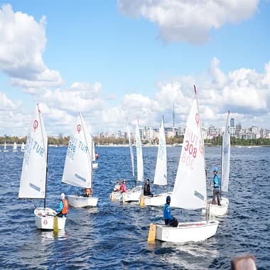 Kadıköy Cumhuriyet Kupası Yelken Yarışları Başlıyor