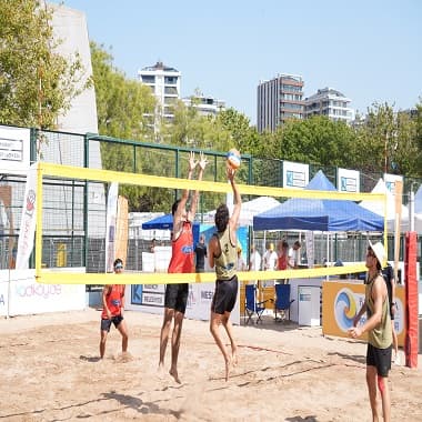 Kalamış’ta Plaj Voleybolu Turnuvası Başlıyor